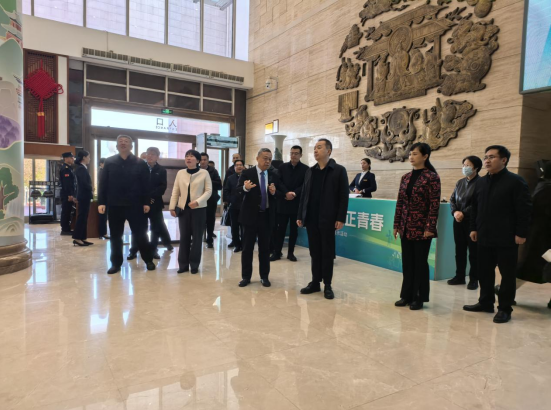 歷下區(qū)人大常委會蒞臨連心物業(yè)服務項目調研企業(yè)發(fā)展情況